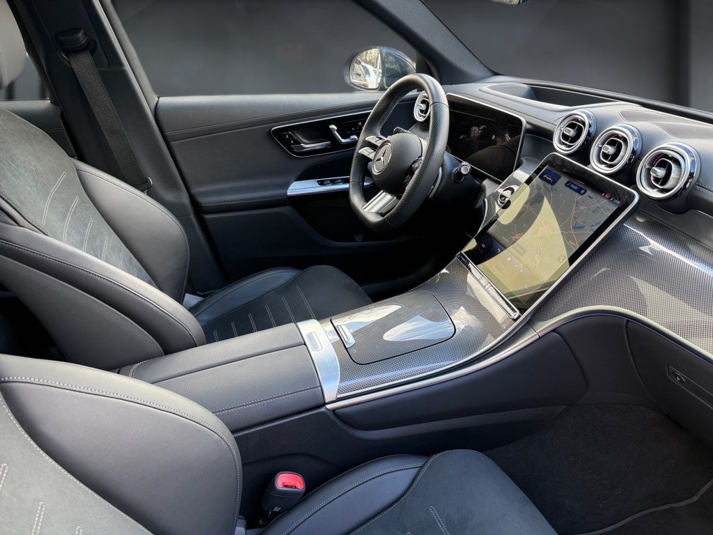 Mercedes-Benz GLC 300 d 4M AMG+NIGHT+BURMESTER+HUD+360°+PANO+A foto 16