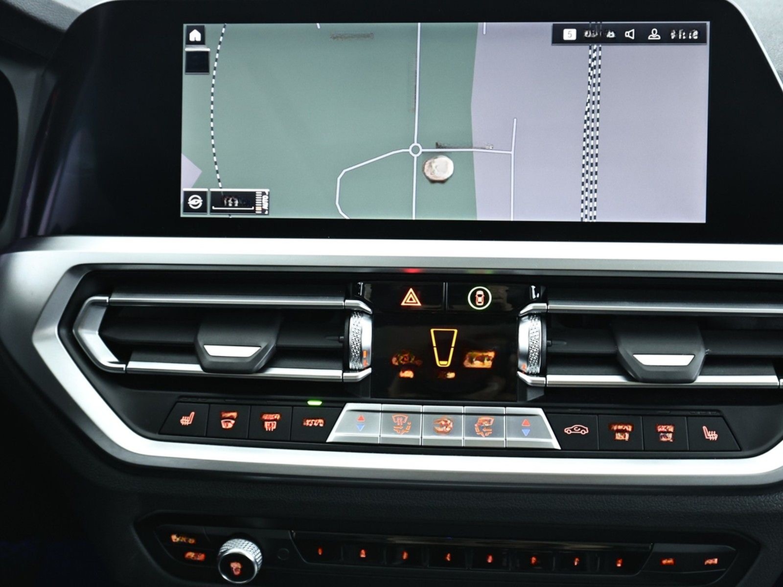 BMW 330d MHD Sport Line Laser|Navi|Sitzhz|Pano|HuD foto 12