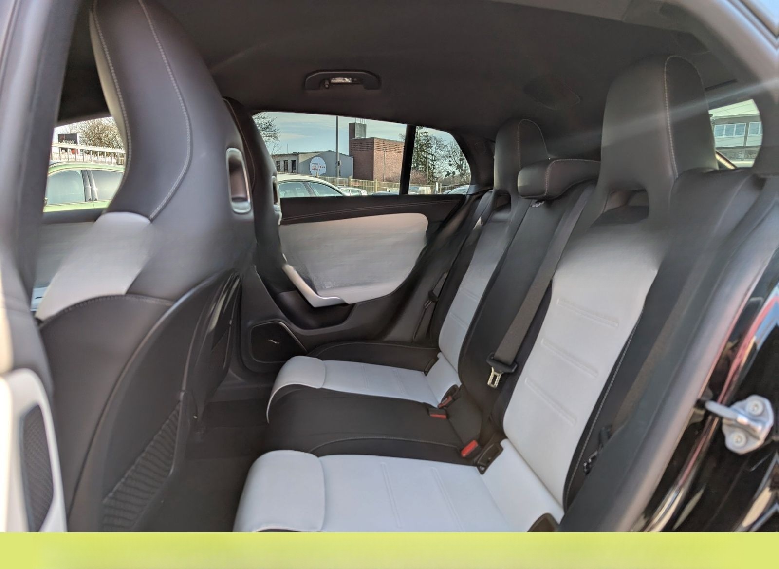 Mercedes-Benz CLA 200d SB AMG Night Burmester Ambiente STHZ 19 foto 6