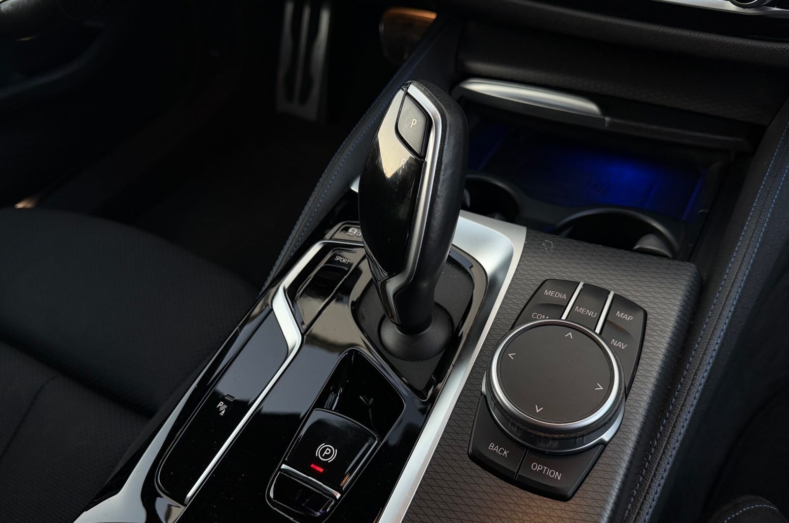 BMW 520 M Sport/HUD/Standheizug/HarmanKardon° foto 15