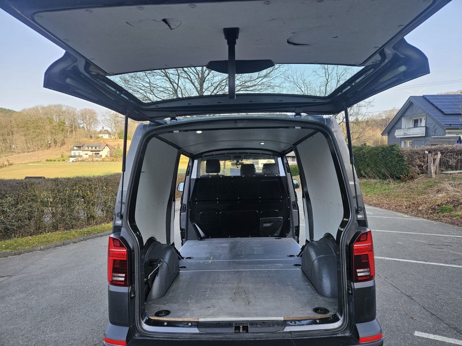 Volkswagen T6.1 Kasten 4Motion lang DSG Standh LED ACC AHK foto 21