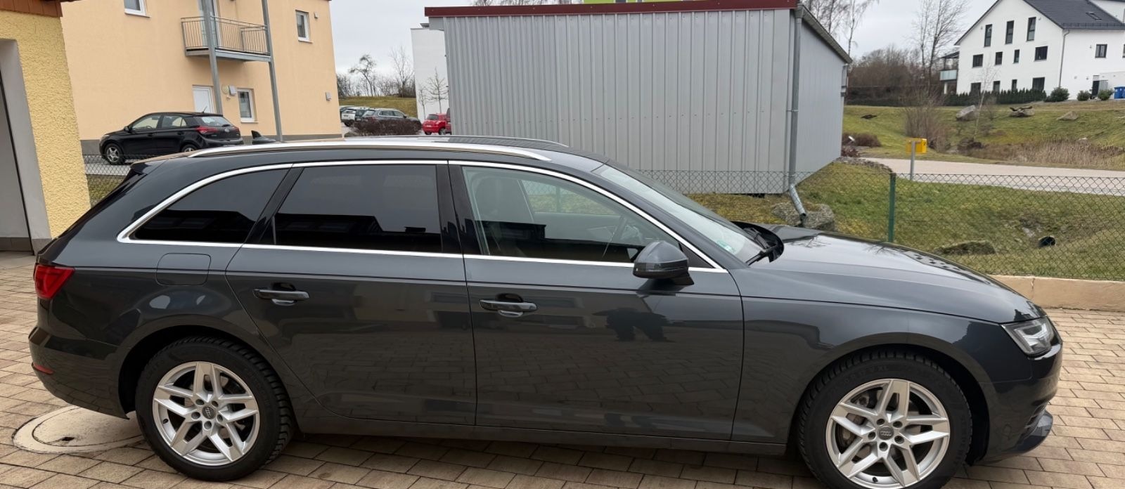 Audi A4 2.0 TDI Avant foto 4