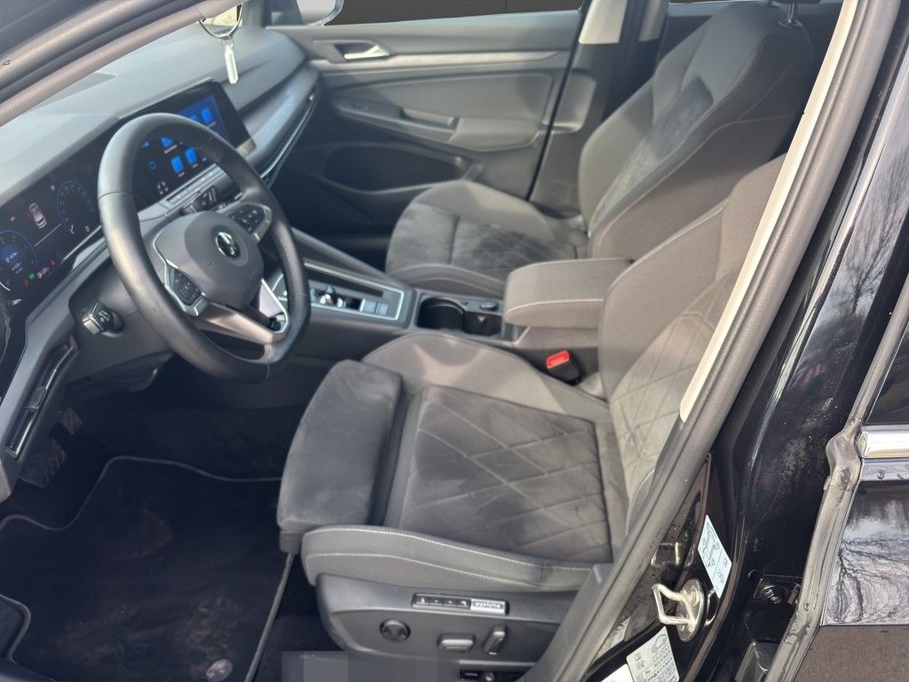 Volkswagen Golf 2.0 TDI SCR DSG Style AHK, ACC, Navi, GJR foto 9