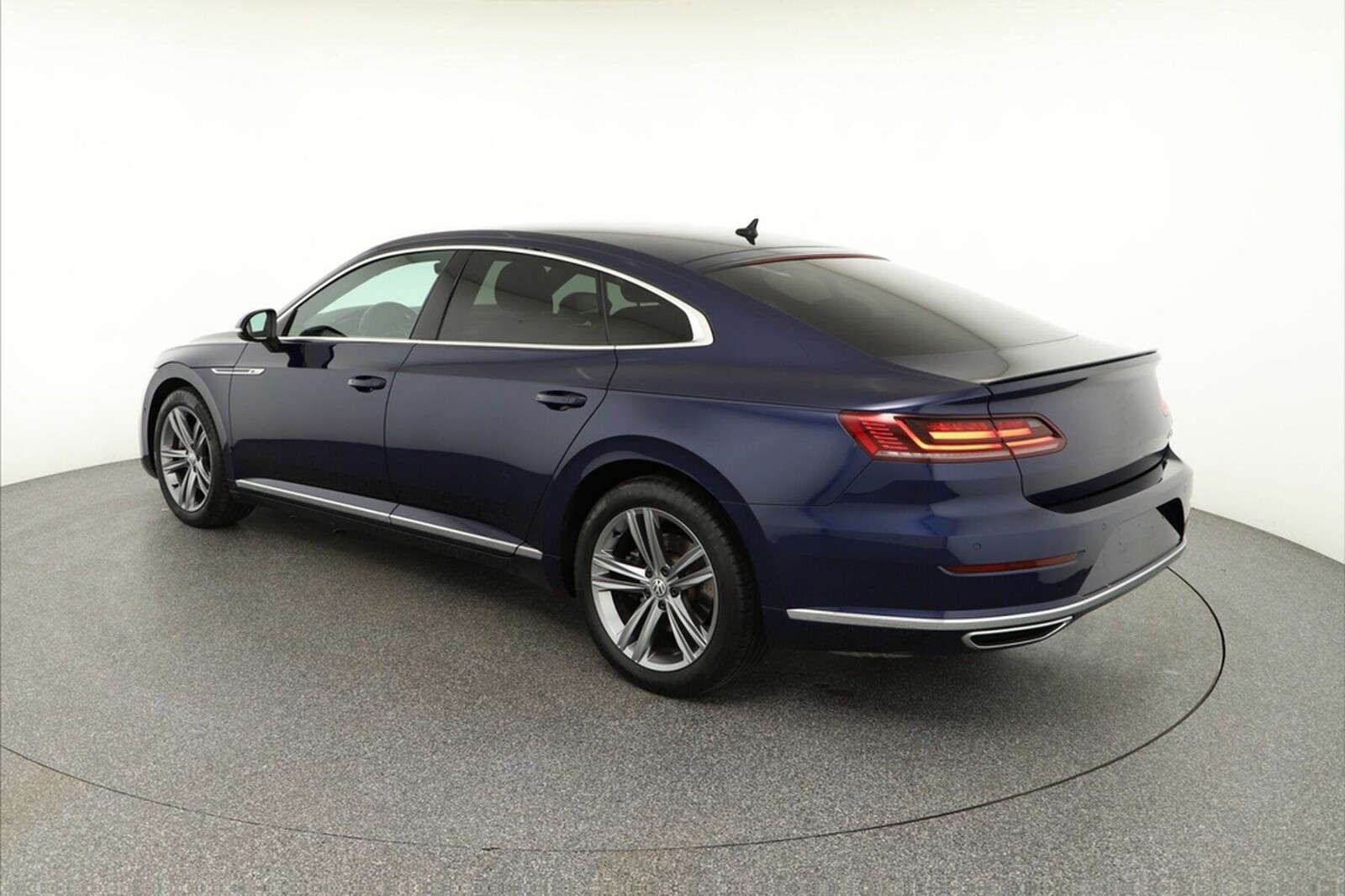 Volkswagen Arteon 2.0 TSI R-Line 4Motion OPF LED+NAVI+LEDER foto 5