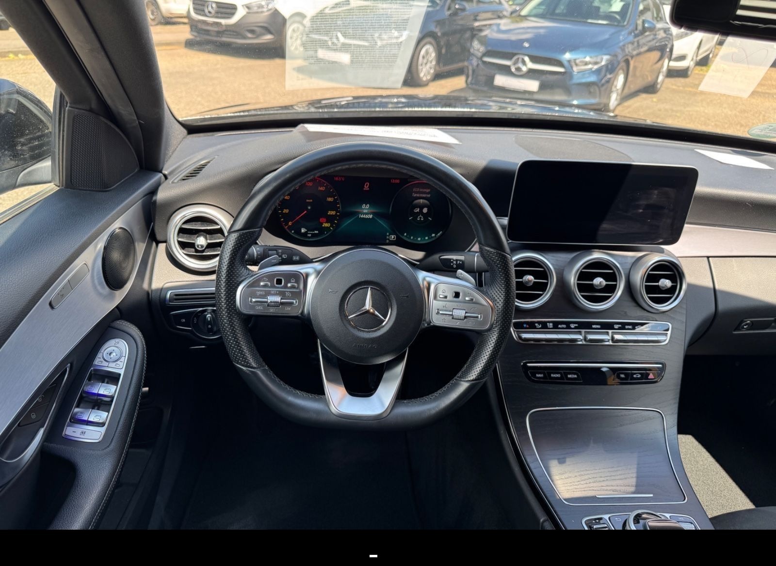 Mercedes-Benz C 200 Aut. AMG Line Virtual Cock LED Navi Leder foto 5