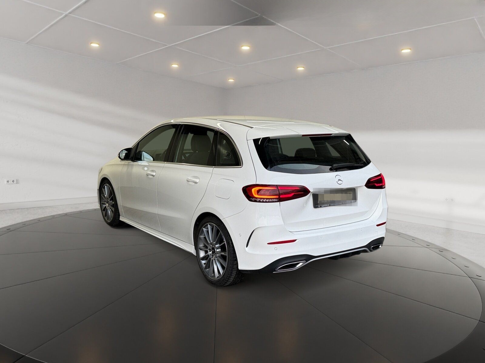 Mercedes-Benz B 180 AMG-Line LED Navi MBUX Sitzhzg. Tempomat ! foto 3