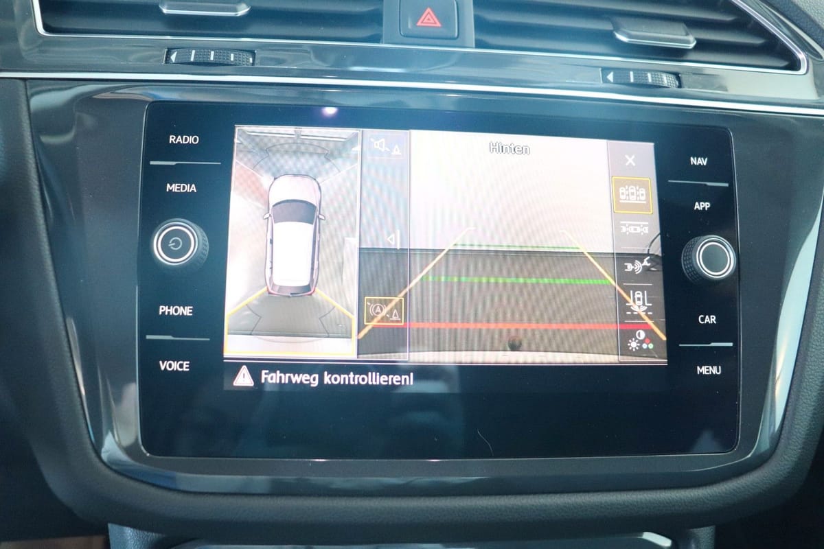Volkswagen Tiguan Allspace Offroad 4Motion Area View AHK foto 24