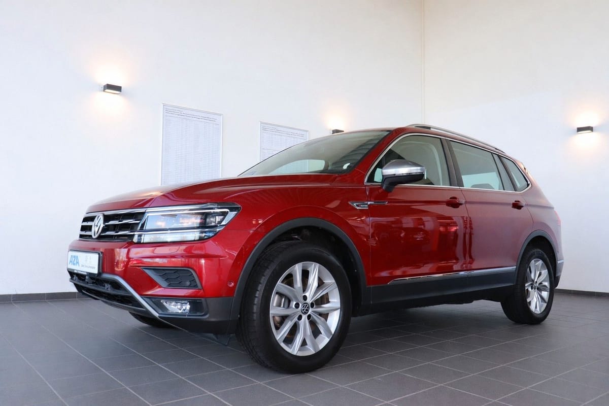 Volkswagen Tiguan Allspace Offroad 4Motion Area View AHK foto 4