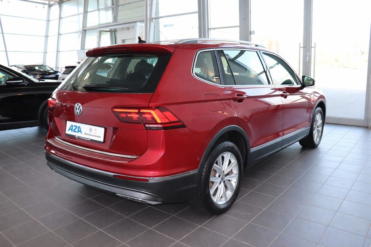 Volkswagen Tiguan Allspace Offroad 4Motion Area View AHK foto 7