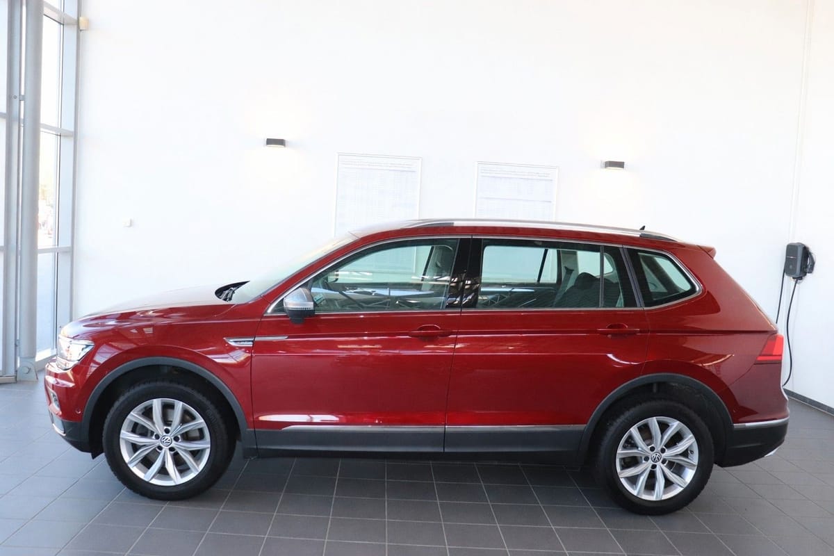 Volkswagen Tiguan Allspace Offroad 4Motion Area View AHK foto 10