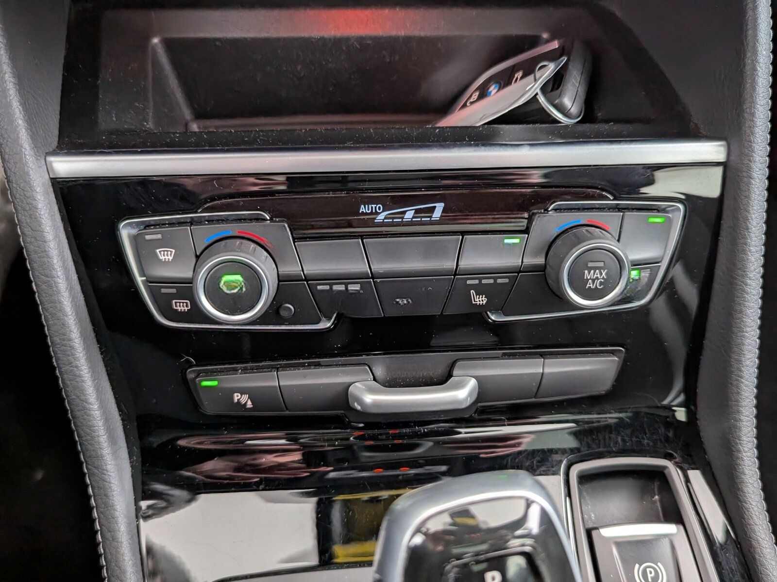 BMW 218i GT M Sport OPF AHK+LED+NAVI+PANO+SHZ+RFK+ foto 23