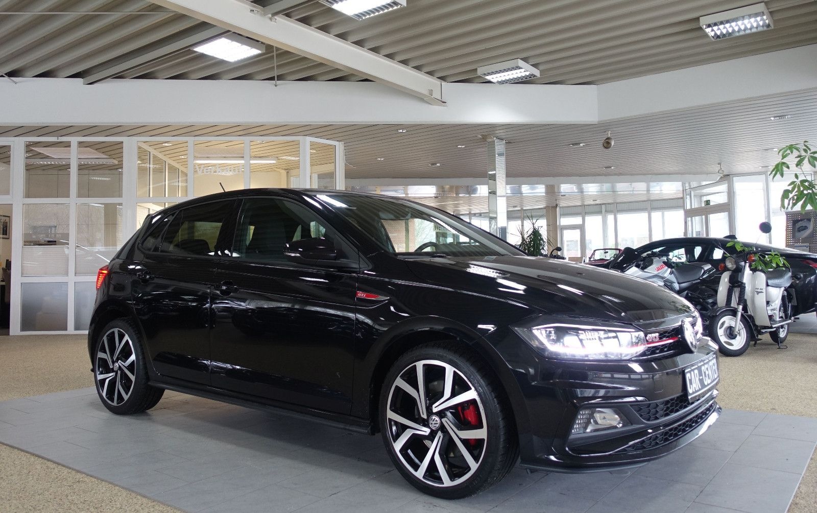 Volkswagen Polo VI GTI DSG; LED AID NAV ACC KAM PANO BEATS foto 3