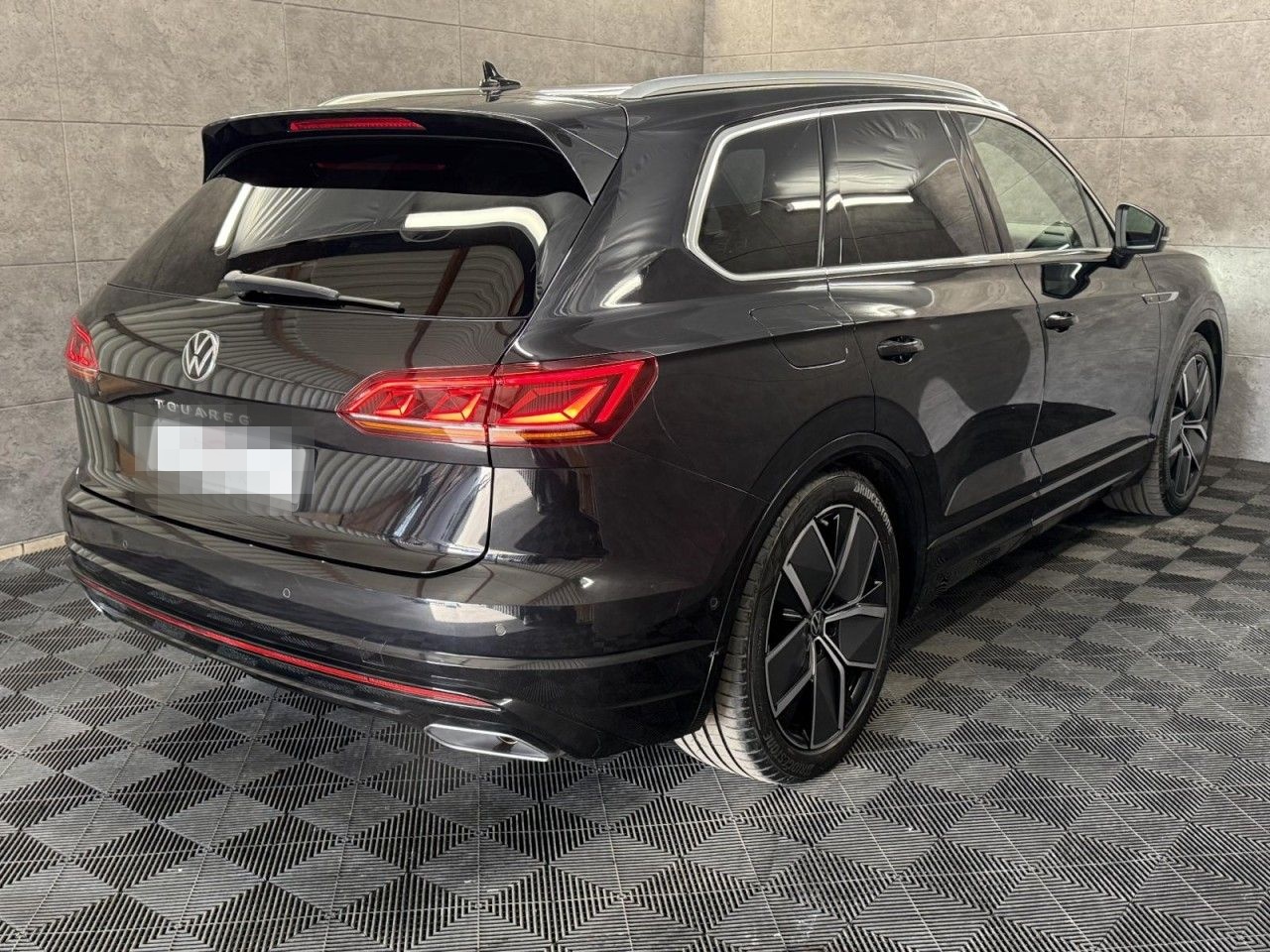 Volkswagen Touareg 3.0 TDI 4M R-Line ACC*Matrix*Pano*AHK* foto 5