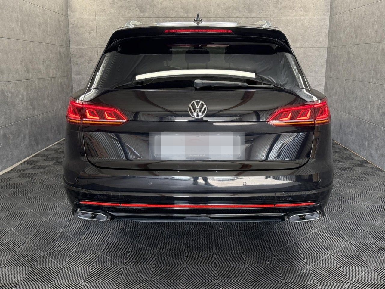 Volkswagen Touareg 3.0 TDI 4M R-Line ACC*Matrix*Pano*AHK* foto 6