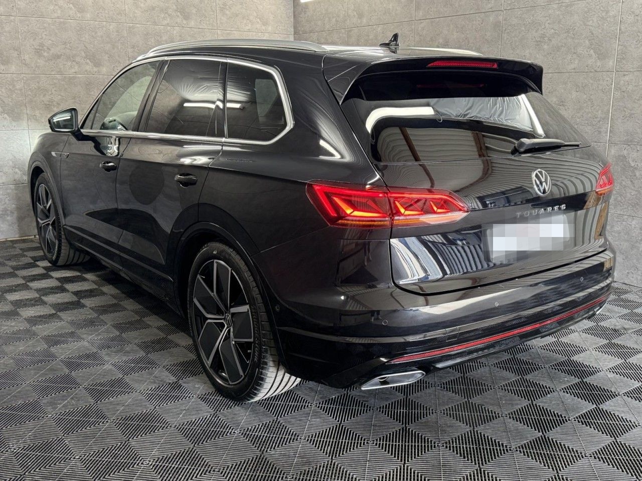 Volkswagen Touareg 3.0 TDI 4M R-Line ACC*Matrix*Pano*AHK* foto 7