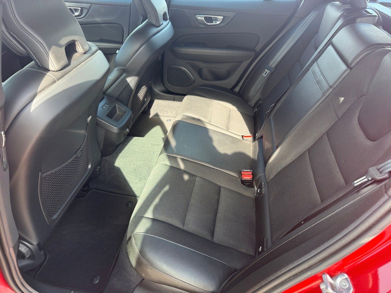 Volvo V60 Kombi Momentum Pro foto 13