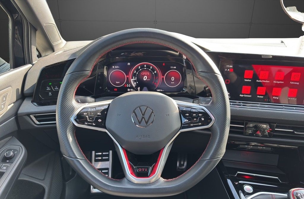 Volkswagen Golf GTI 2.0 l TSI OPF 6-Gang DCC, App-Connect foto 11