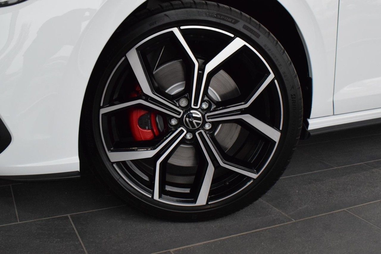 Volkswagen Polo GTI 2,0 l TSI DSG NAVI PDC SHZ Klima Navi foto 17