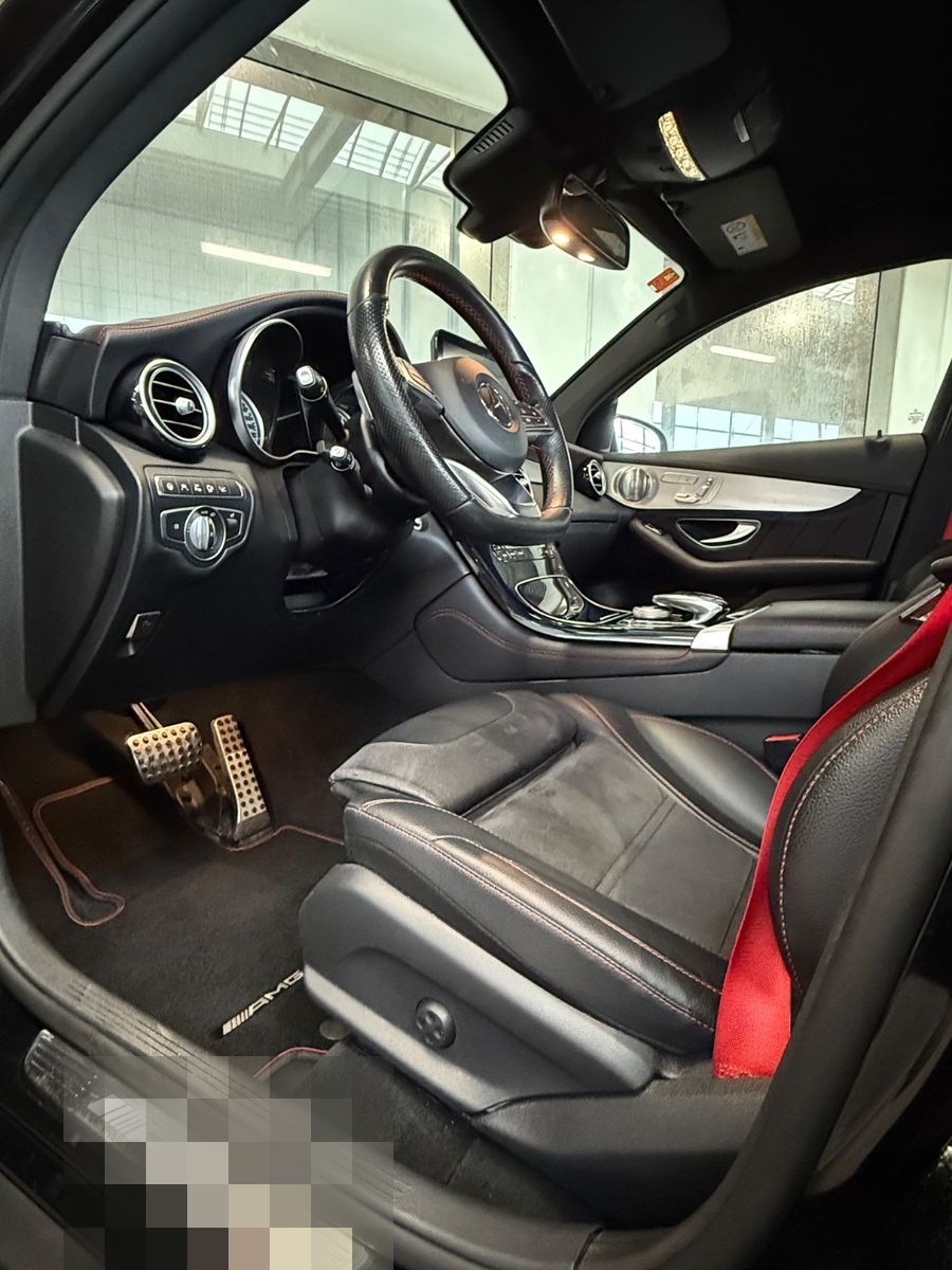 Mercedes-Benz GLC 43 AMG Mercedes-AMGupé  Night Paket  foto 3