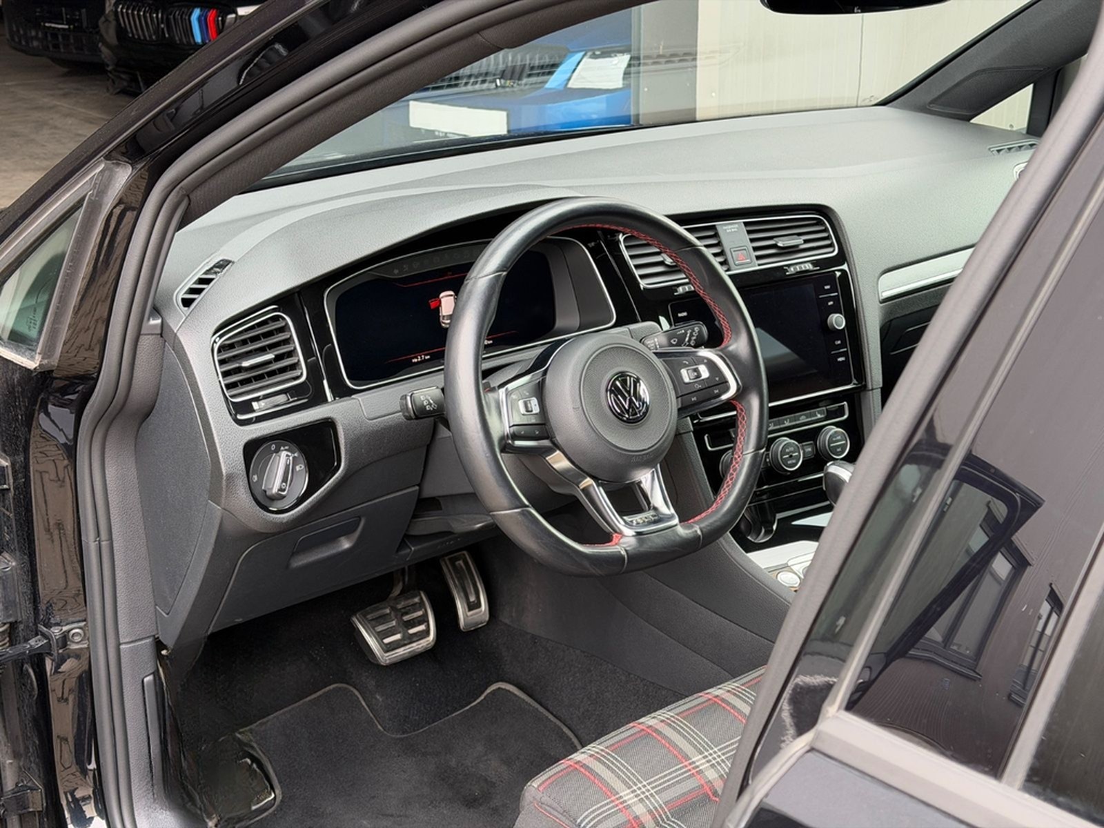 Volkswagen Golf VII Lim. GTI Performance|DSG|LED|Virtual| foto 10