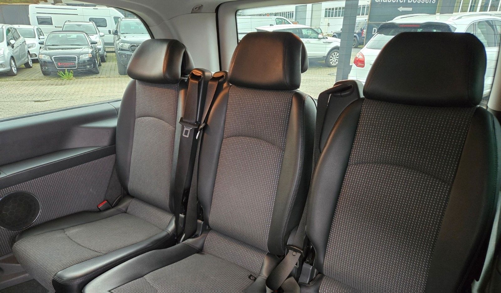Mercedes-Benz Viano 3.0  V6 CDI Trend Edition lang 7-Sitzer foto 16
