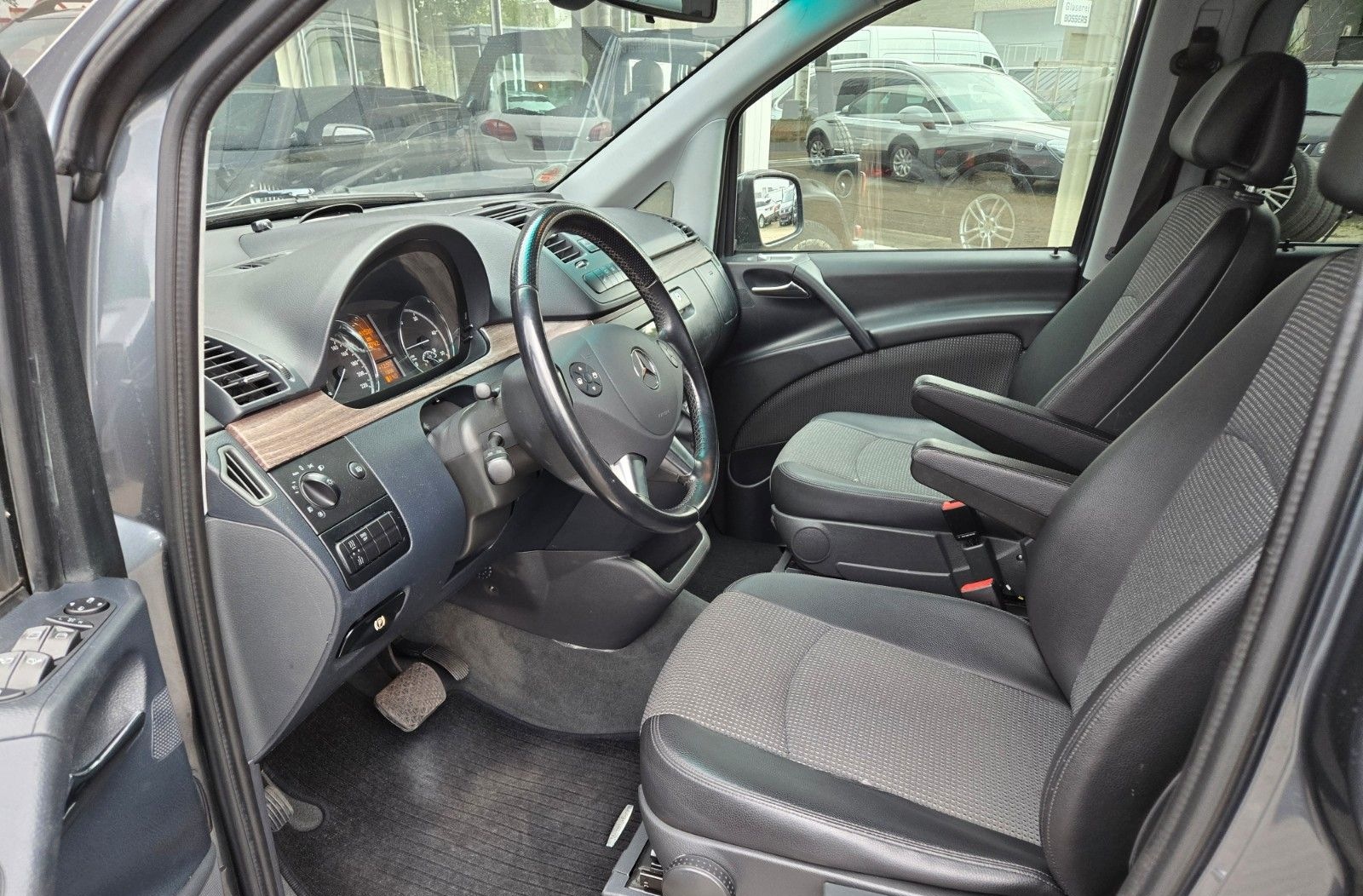 Mercedes-Benz Viano 3.0  V6 CDI Trend Edition lang 7-Sitzer foto 10