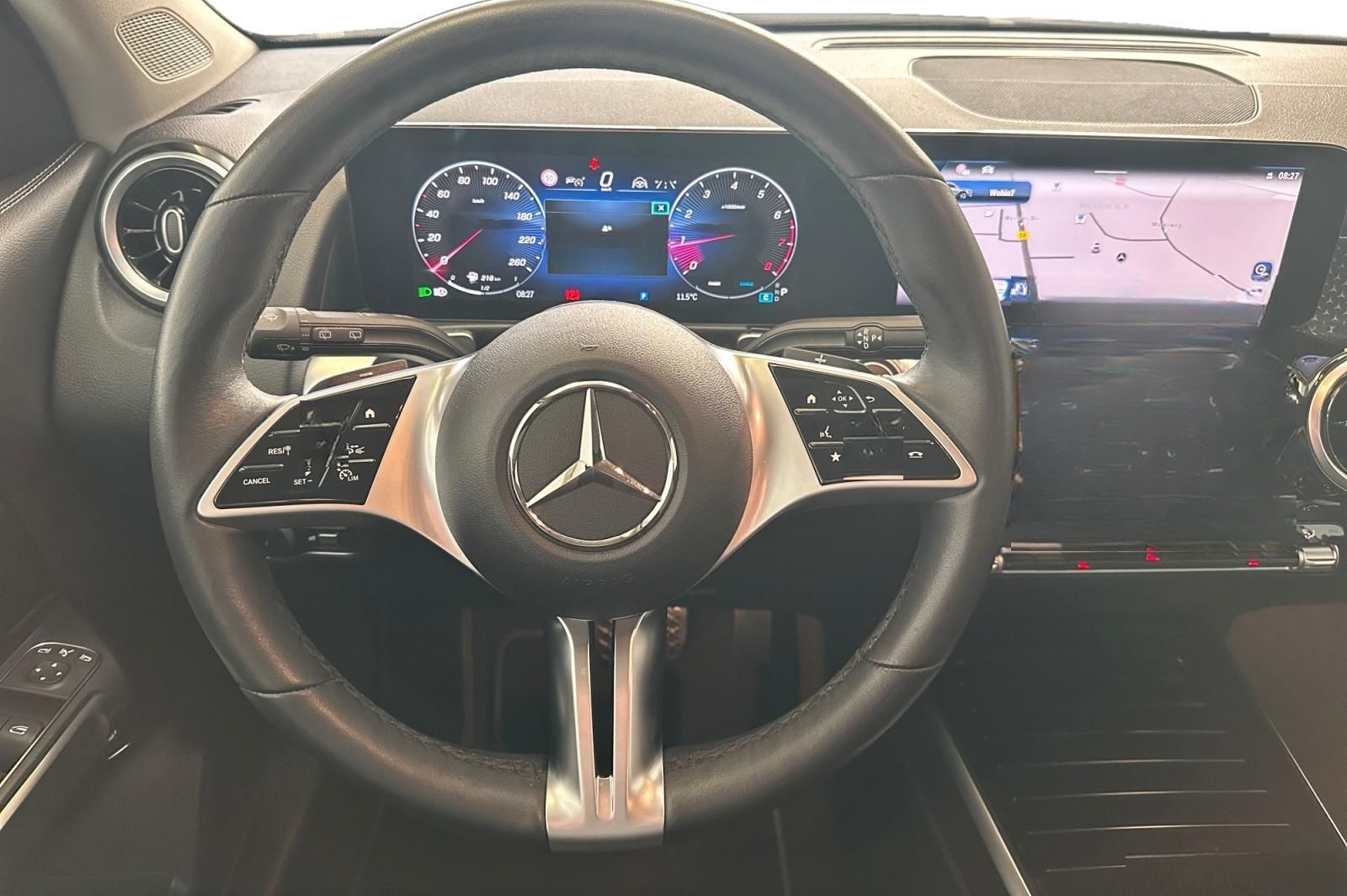 Mercedes-Benz GLB 200 Progressive  AHK DISTRONIC Lenkradheiz . foto 13
