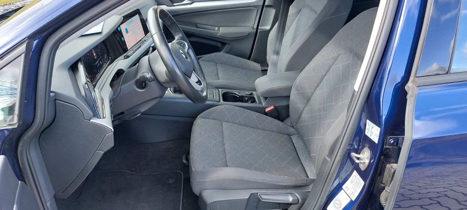 Volkswagen Golf VIII Variant Life 2,0TDi+Navi+Lenkrad+Sitzh foto 16