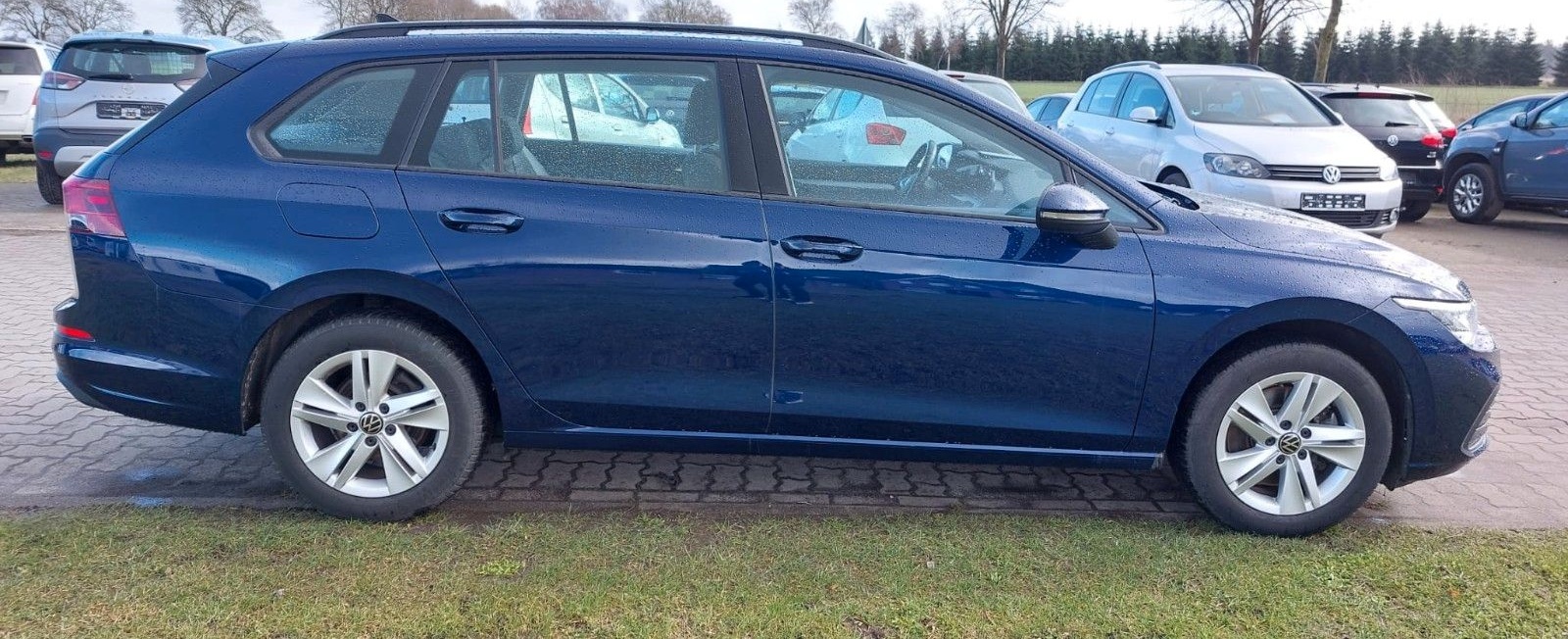 Volkswagen Golf VIII Variant Life 2,0TDi+Navi+Lenkrad+Sitzh foto 5