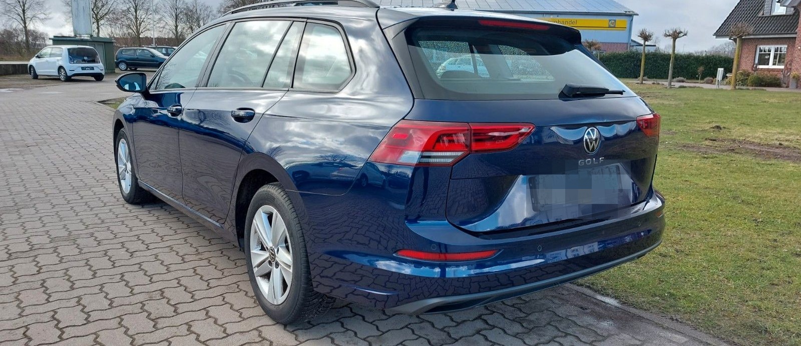 Volkswagen Golf VIII Variant Life 2,0TDi+Navi+Lenkrad+Sitzh foto 6