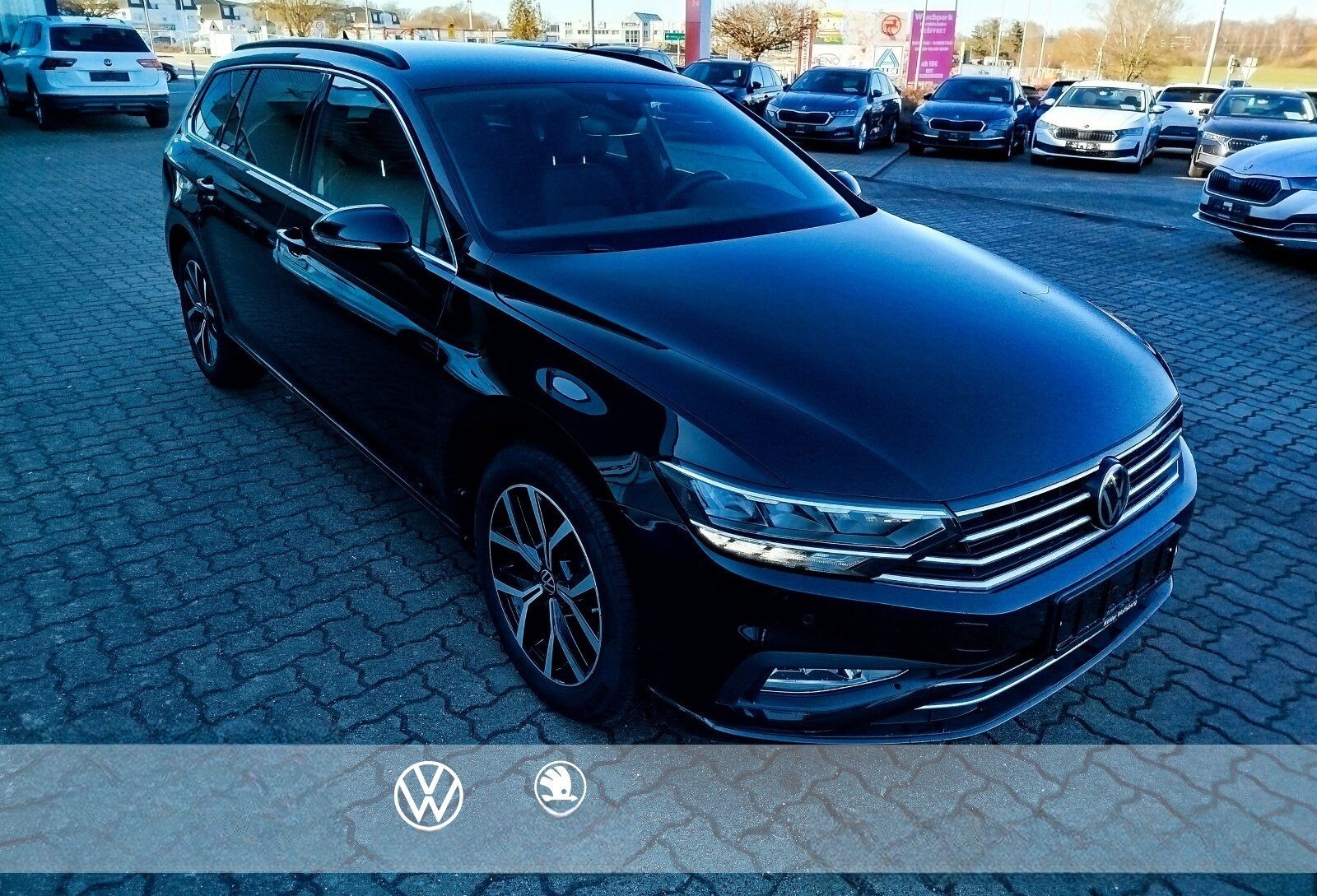 Volkswagen Passat Variant 2.0 TDI DSG Business Navi LED ACC foto 4