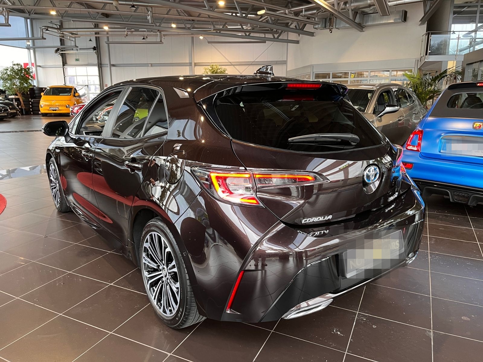 Toyota Corolla Hybrid Club LED NAV DAB PDC ALU foto 5