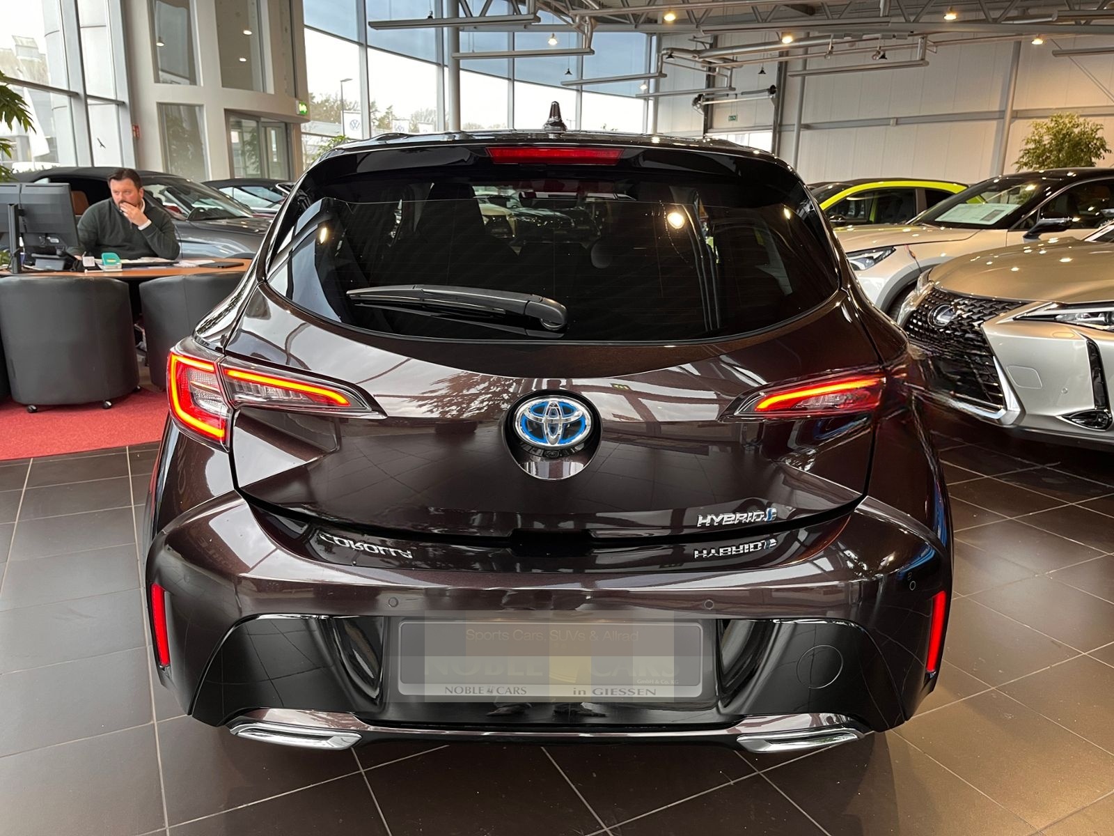Toyota Corolla Hybrid Club LED NAV DAB PDC ALU foto 6