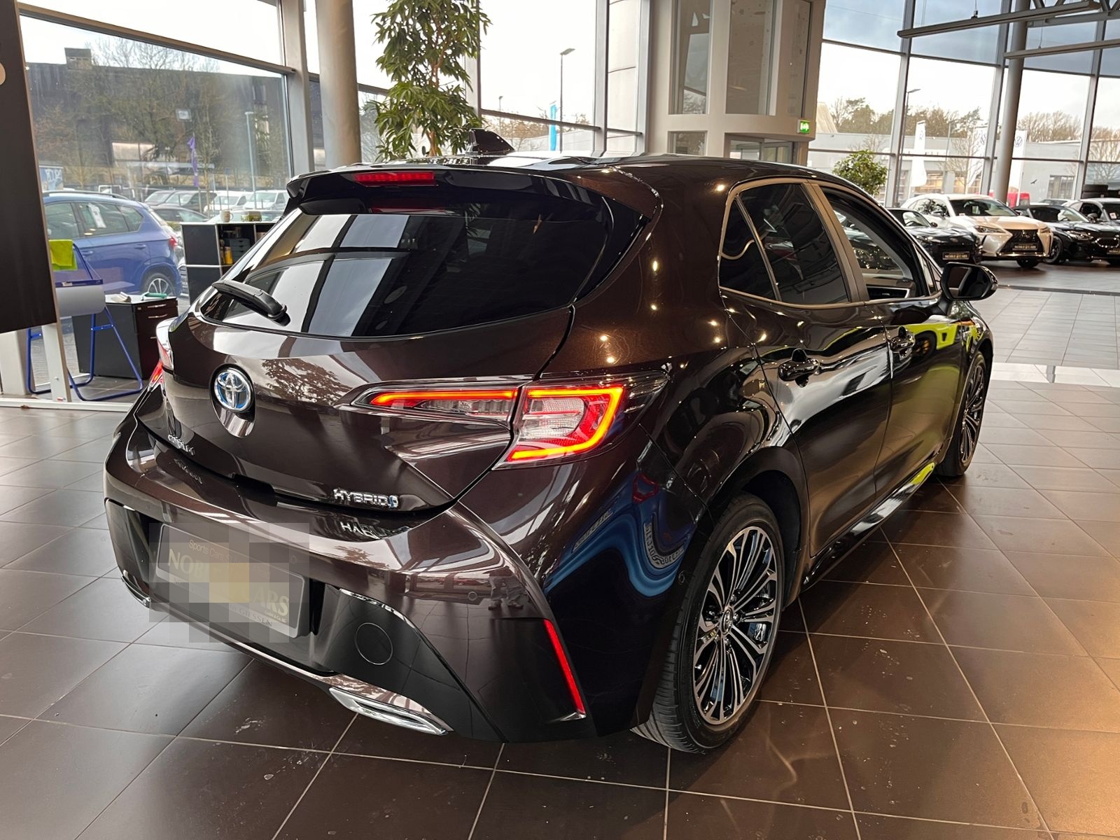 Toyota Corolla Hybrid Club LED NAV DAB PDC ALU foto 7