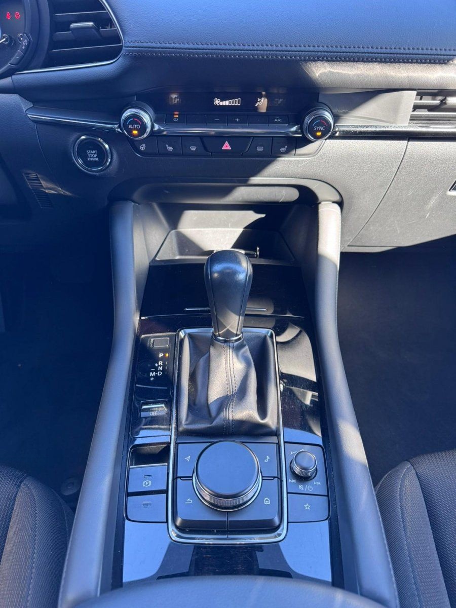 Mazda 3 SKYACTIV-G 2.0 SELECTION Design-Paket *Matrix- foto 11