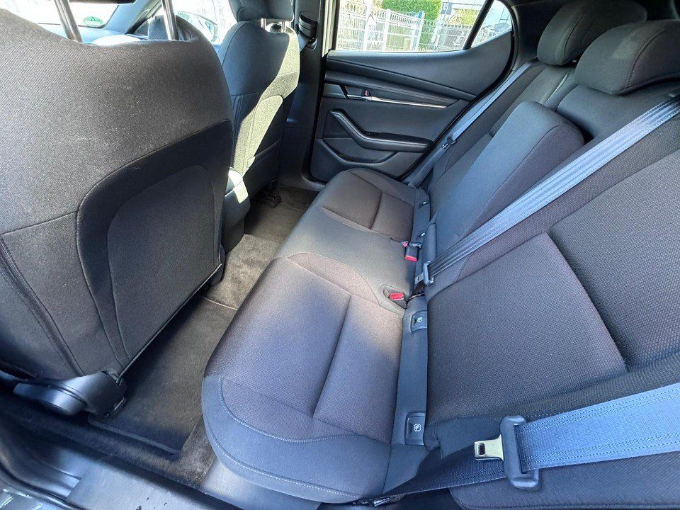 Mazda 3 SKYACTIV-G 2.0 SELECTION Design-Paket *Matrix- foto 13