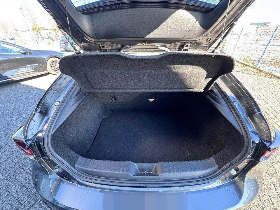 Mazda 3 SKYACTIV-G 2.0 SELECTION Design-Paket *Matrix- foto 9