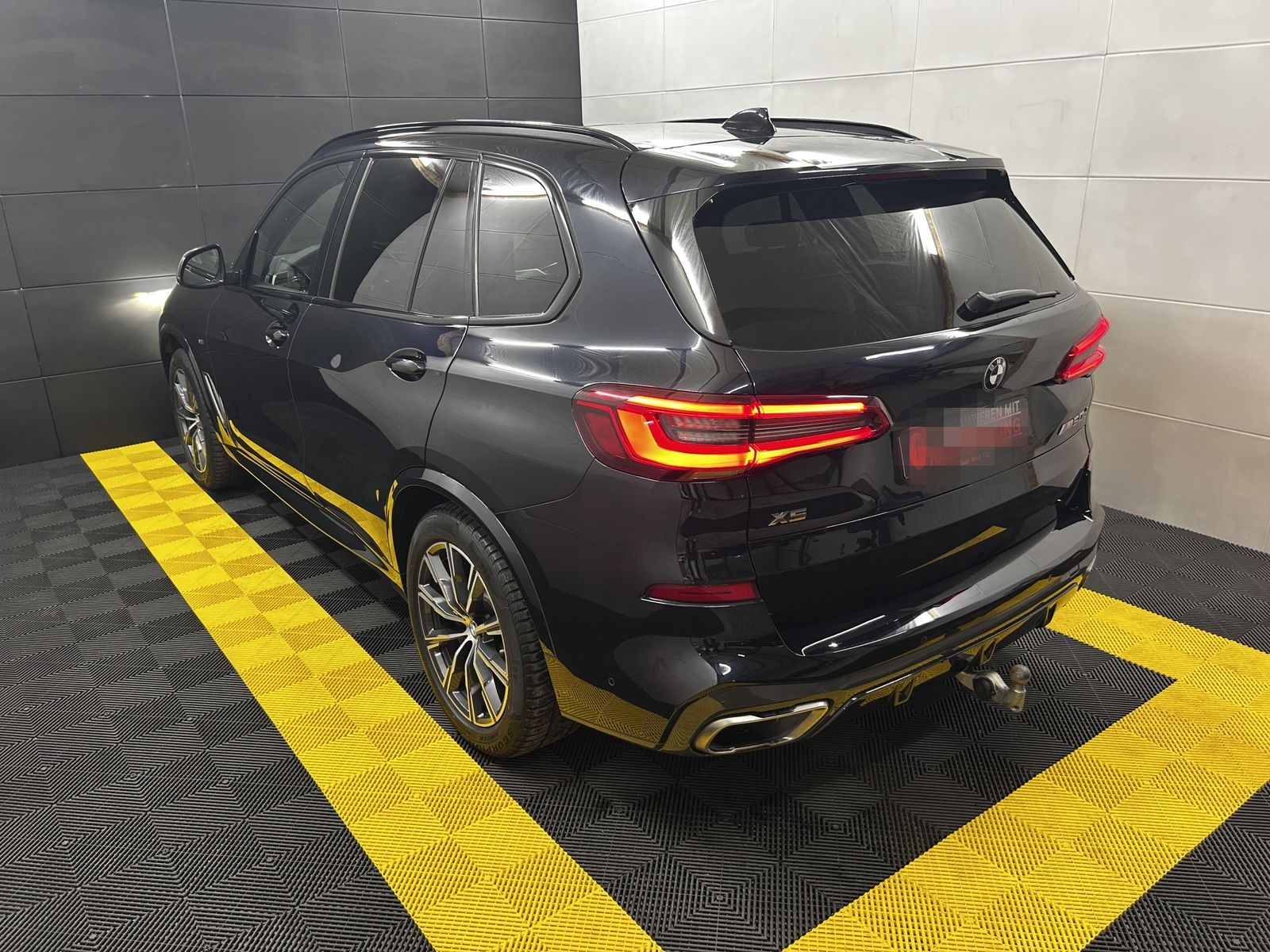 BMW X5 M50d+AHK+Leder+Pano+Soft Close+Head-up foto 7