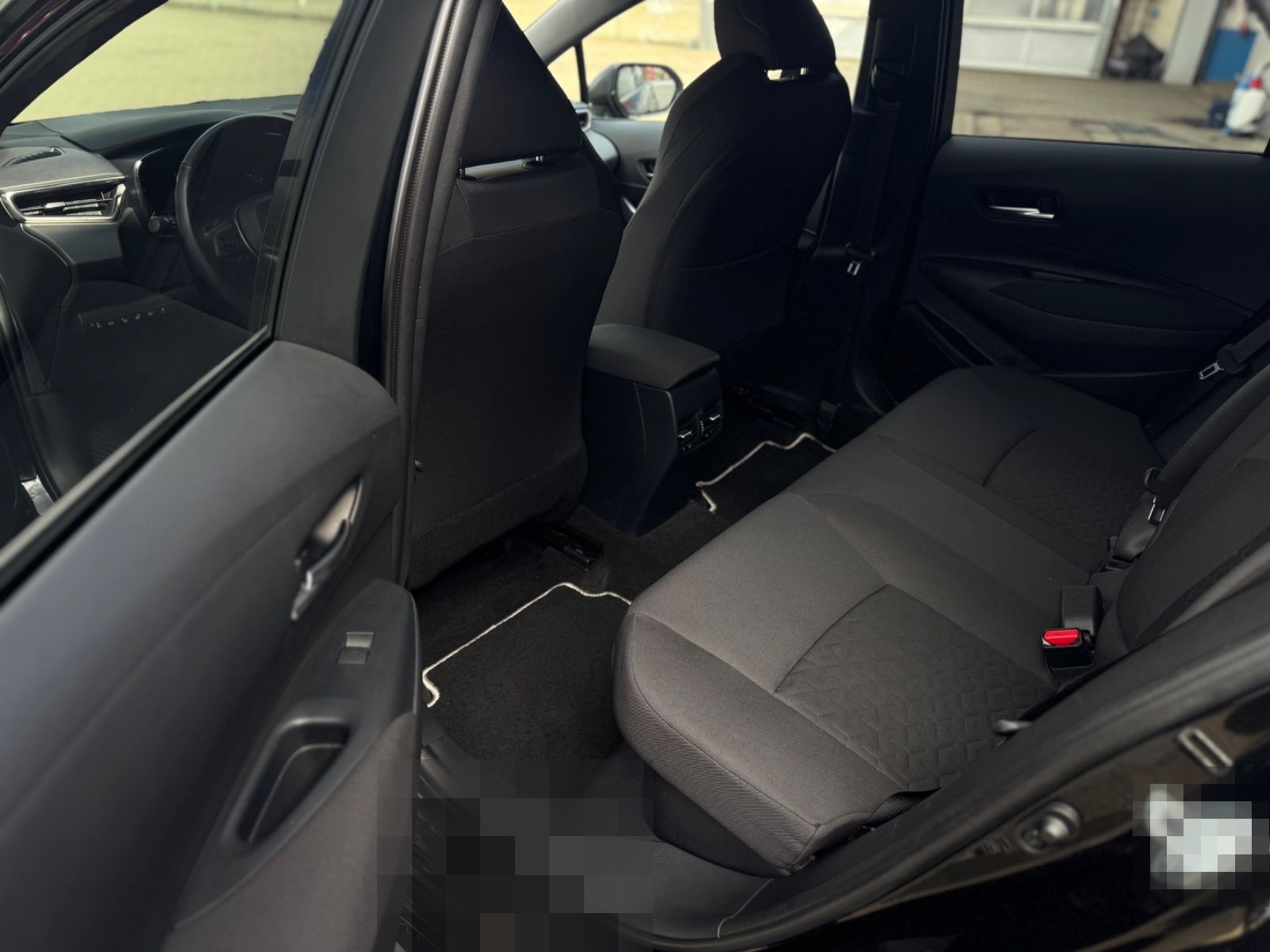 Toyota Corolla Touring Sports Hybrid Team D foto 11