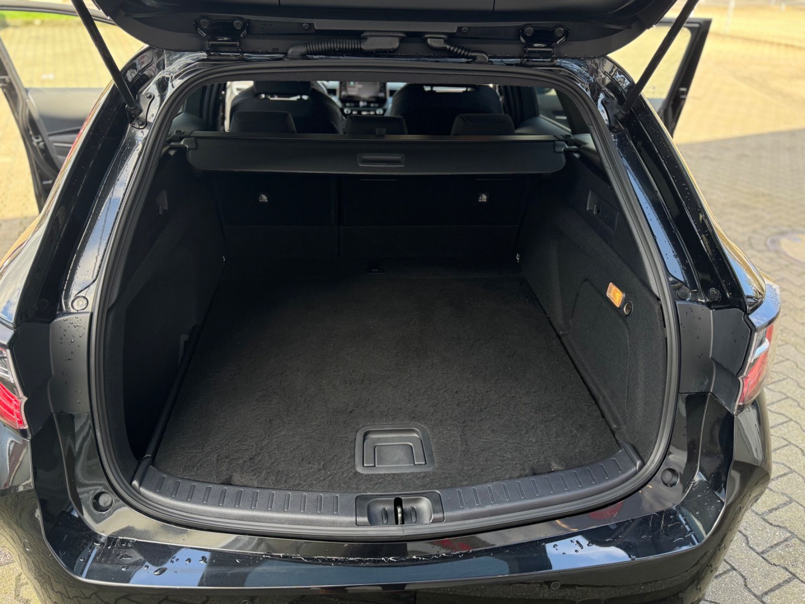 Toyota Corolla Touring Sports Hybrid Team D foto 16
