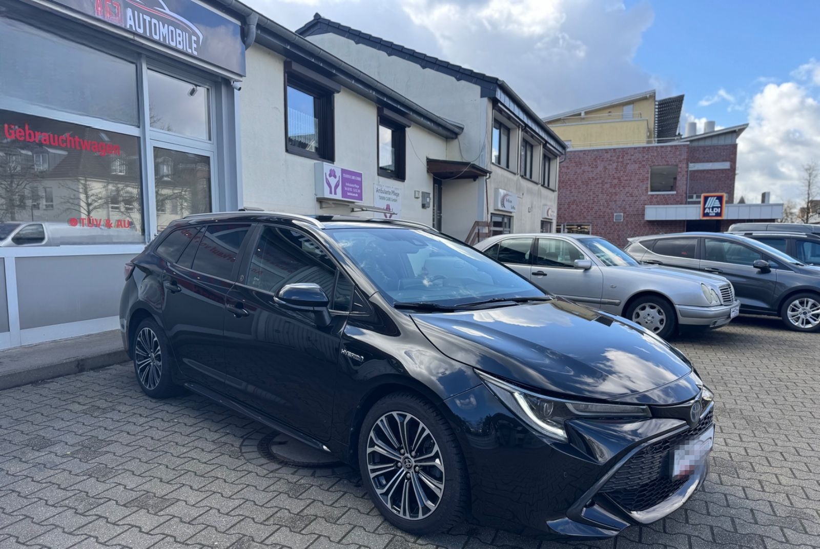 Toyota Corolla Touring Sports Hybrid Team D foto 4