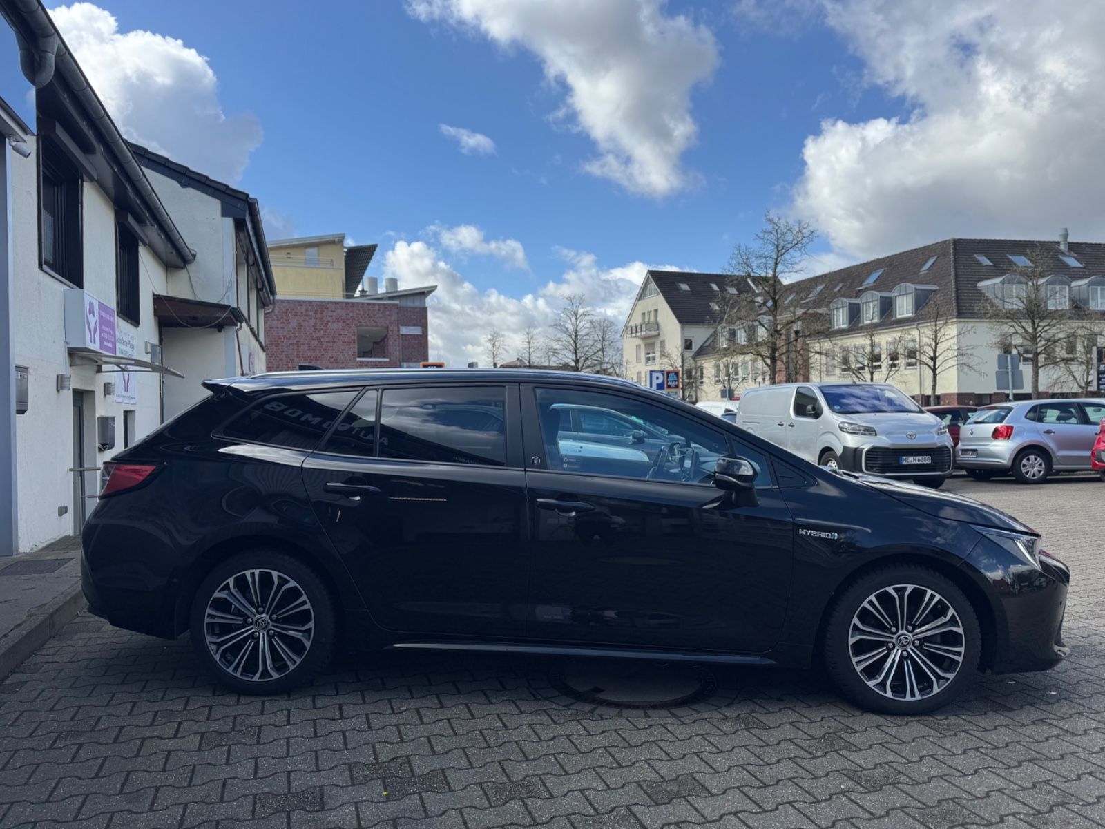 Toyota Corolla Touring Sports Hybrid Team D foto 5