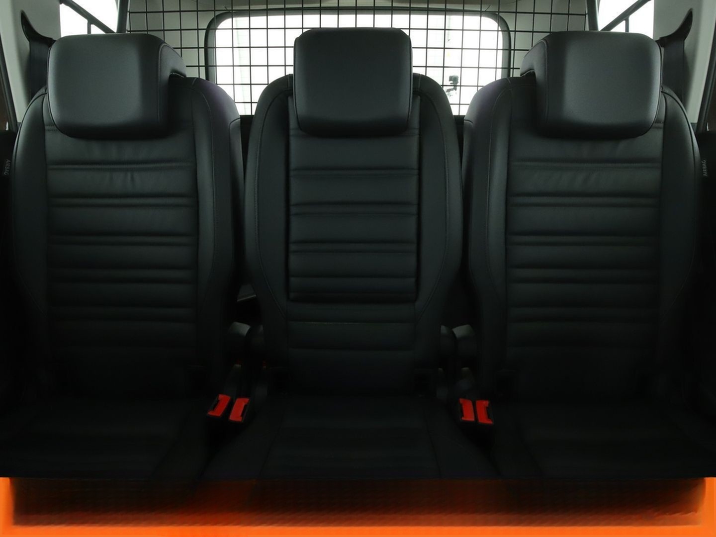 Volkswagen Touran 1.8 TSI Highline BlueMotion Aut.*NAVI*LED foto 16