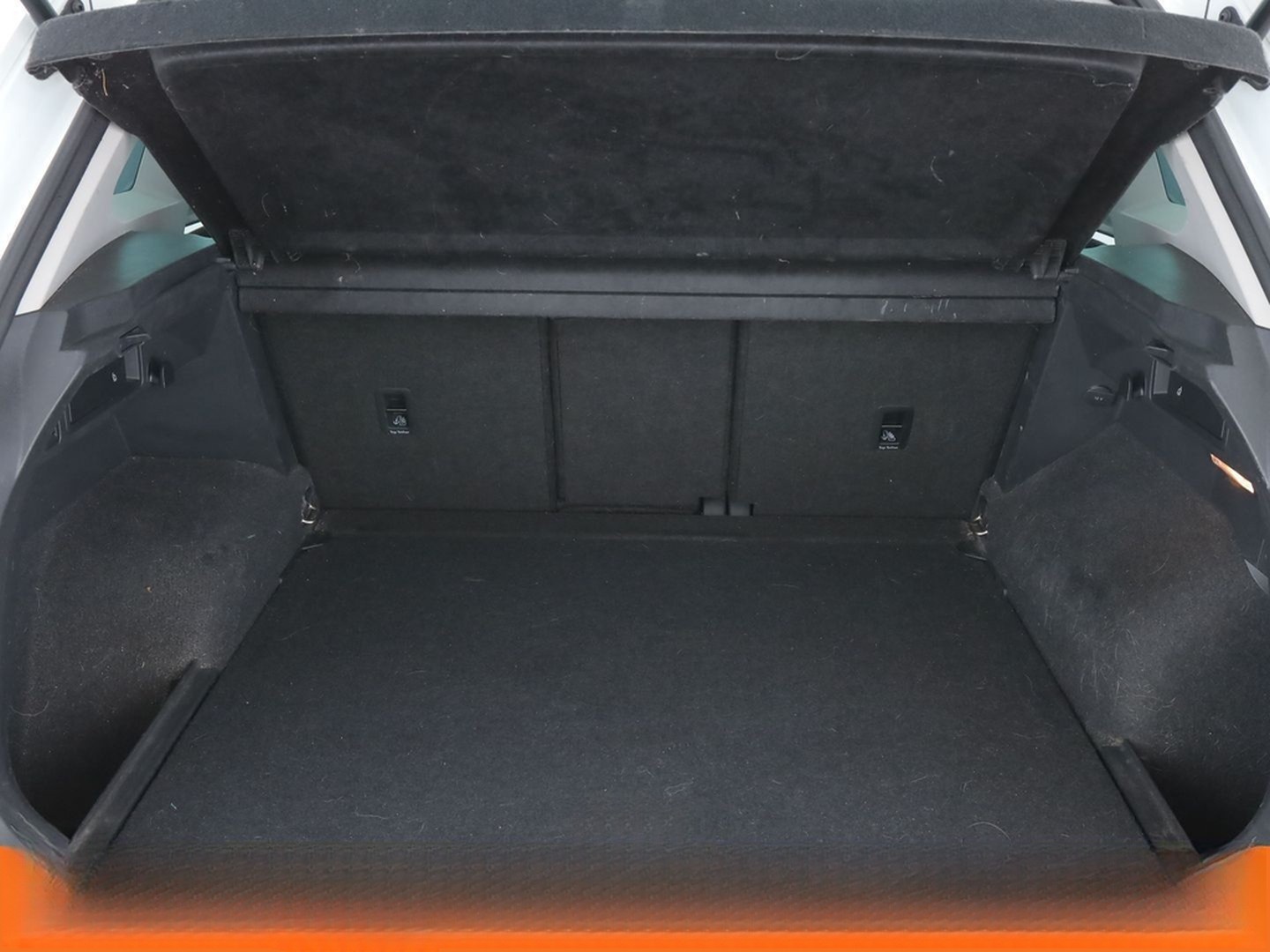 Volkswagen Tiguan 2.0 TDI Sound 4Motion BM Aut.*NAVI*LED* foto 18