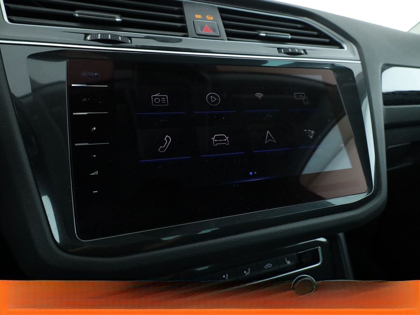 Volkswagen Tiguan 2.0 TDI Sound 4Motion BM Aut.*NAVI*LED* foto 21