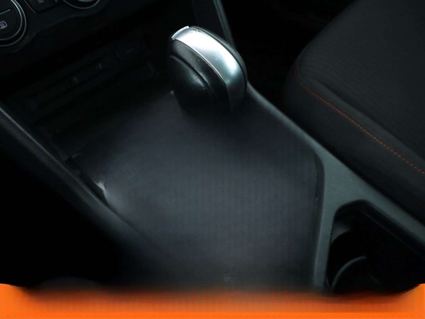 Volkswagen Tiguan 2.0 TDI Sound 4Motion BM Aut.*NAVI*LED* foto 25
