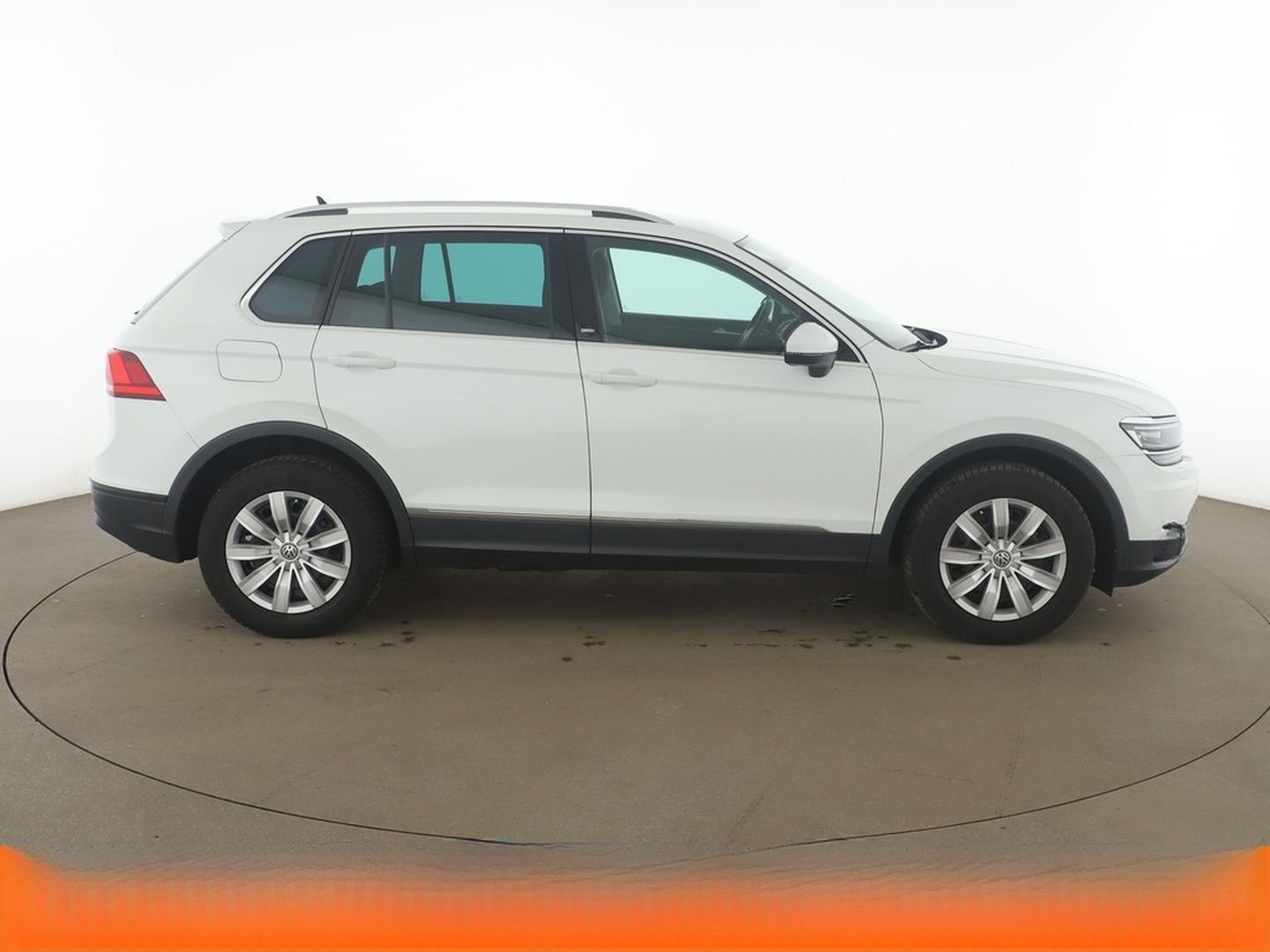 Volkswagen Tiguan 2.0 TDI Sound 4Motion BM Aut.*NAVI*LED* foto 7