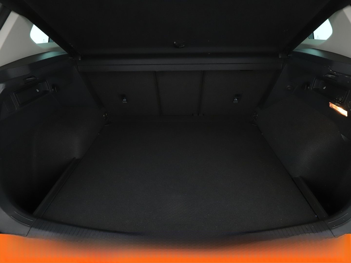 Volkswagen Tiguan 1.5 TSI ACT Comfortline BlueMotion Aut.* foto 18