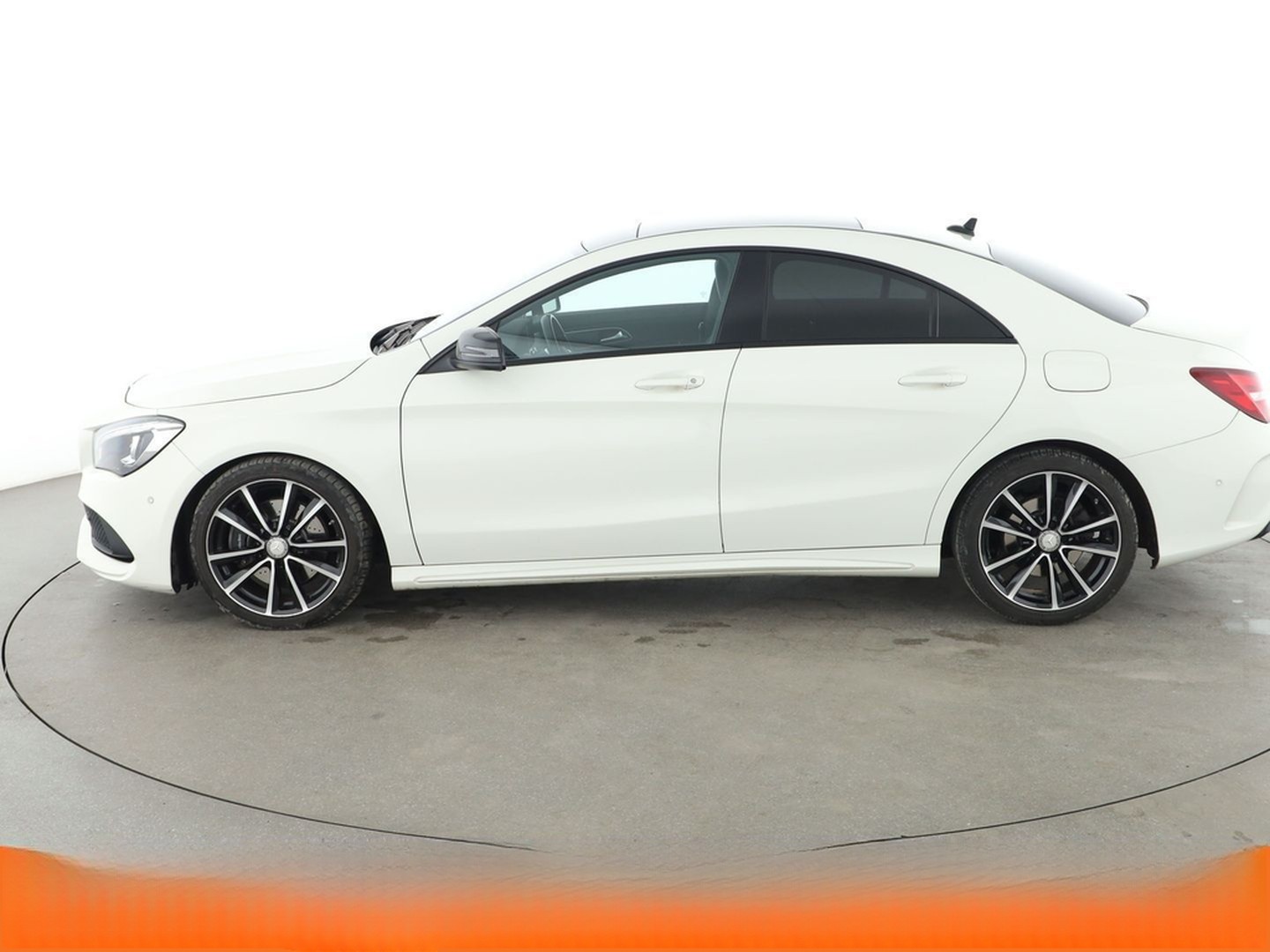 Mercedes-Benz  CLA 250 4Matic AMG Line Aut.*NAVI*PDC*TEMPO* foto 3