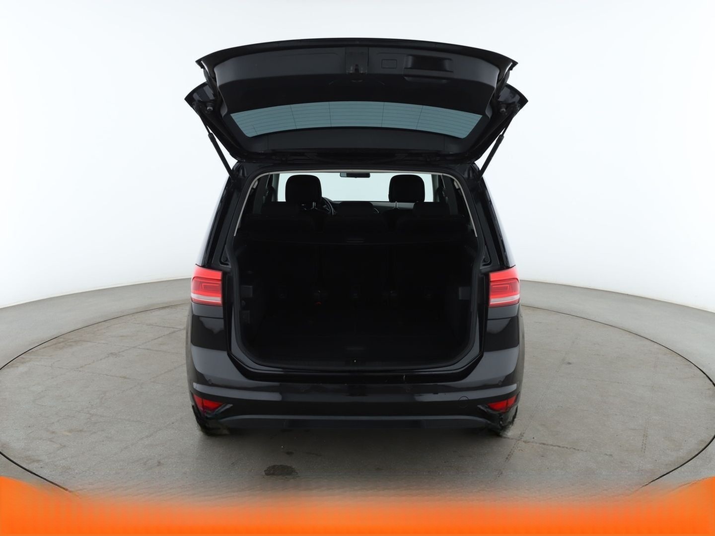 Volkswagen Touran 1.5 TSI ACT Comfortline BM Aut.*NAVI*LED* foto 17